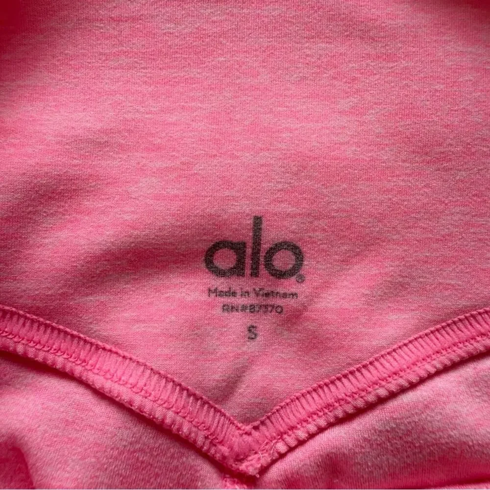 ALO Yoga women legging size S Retail 118$ - Picture 4 of 4